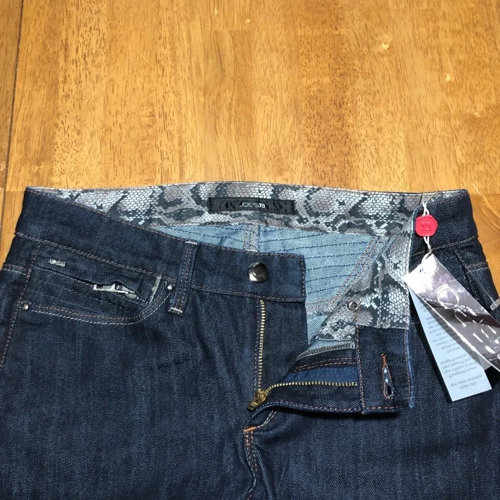 Joe’s Jeans NWT Women Skinny motto/Zipper 24